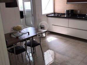 Apartamento à venda com 3 quartos, 146m² - Foto 11