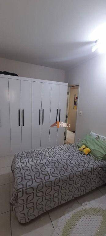 Sobrado à venda com 3 quartos, 198m² - Foto 20