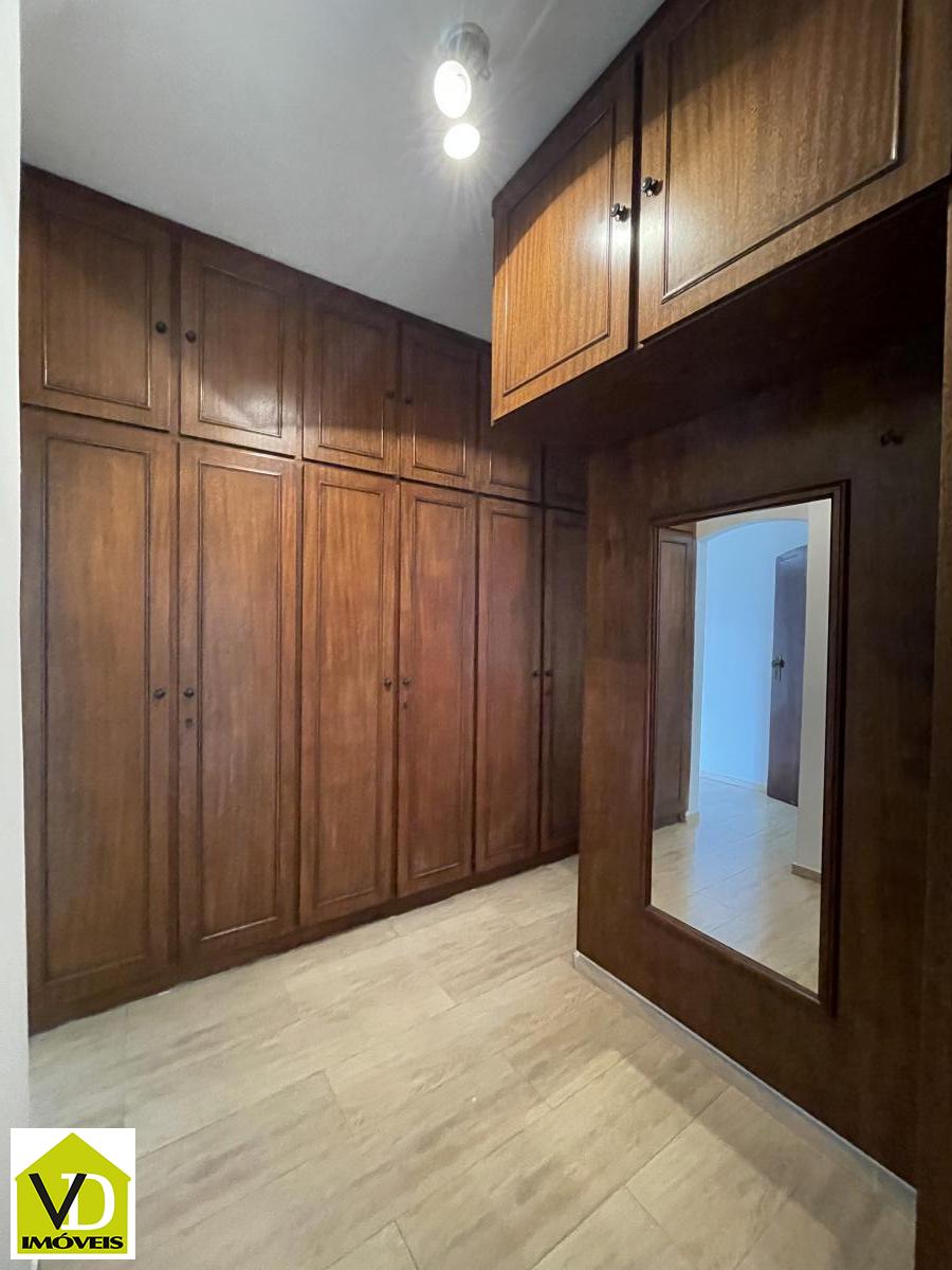 Sobrado à venda com 5 quartos, 360m² - Foto 18