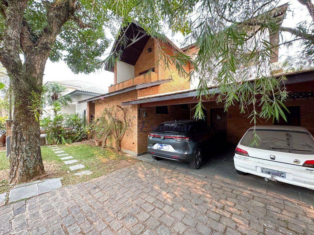 Casa de Condomínio à venda com 3 quartos, 260m² - Foto 4