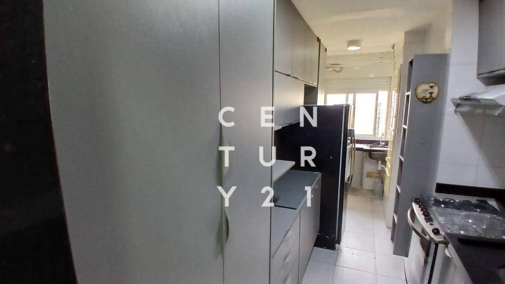 Apartamento para alugar com 3 quartos, 95m² - Foto 11