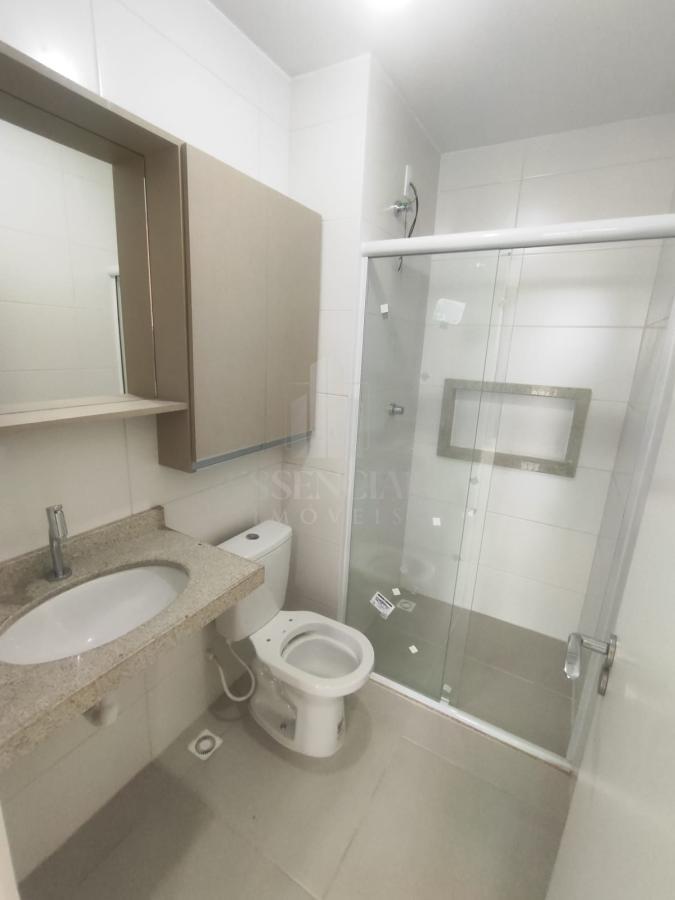 Apartamento à venda com 2 quartos, 68m² - Foto 28