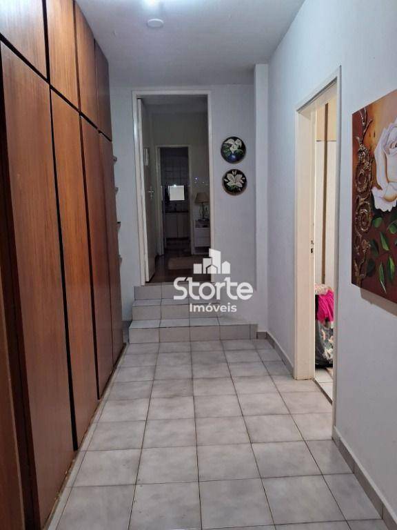 Casa à venda com 3 quartos, 170m² - Foto 10