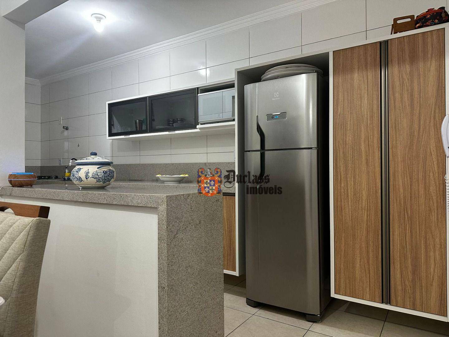 Apartamento à venda com 2 quartos, 76m² - Foto 6