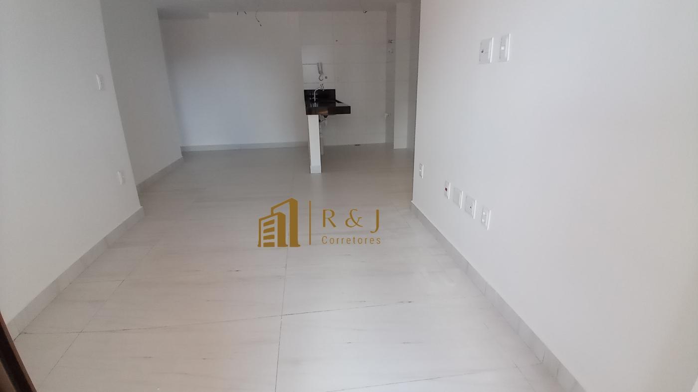 Apartamento à venda com 2 quartos, 62m² - Foto 6