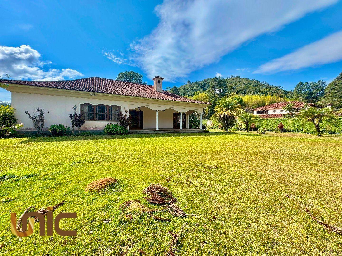 Casa à venda com 4 quartos, 500m² - Foto 3
