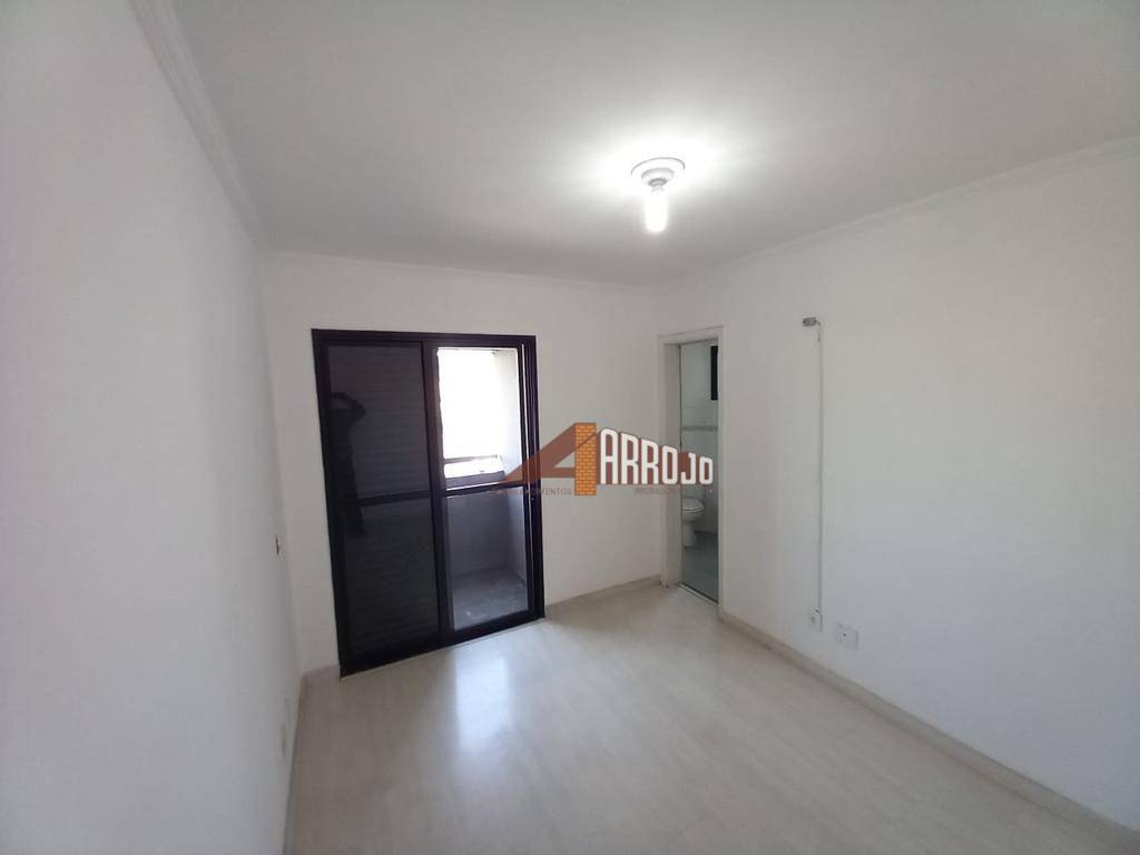 Apartamento à venda com 3 quartos, 70m² - Foto 23