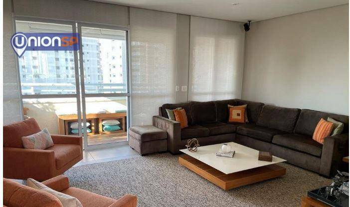 Apartamento à venda com 3 quartos, 235m² - Foto 1