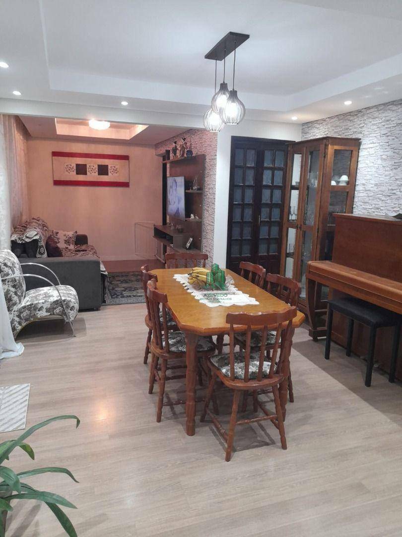 Sobrado à venda com 3 quartos, 228m² - Foto 4