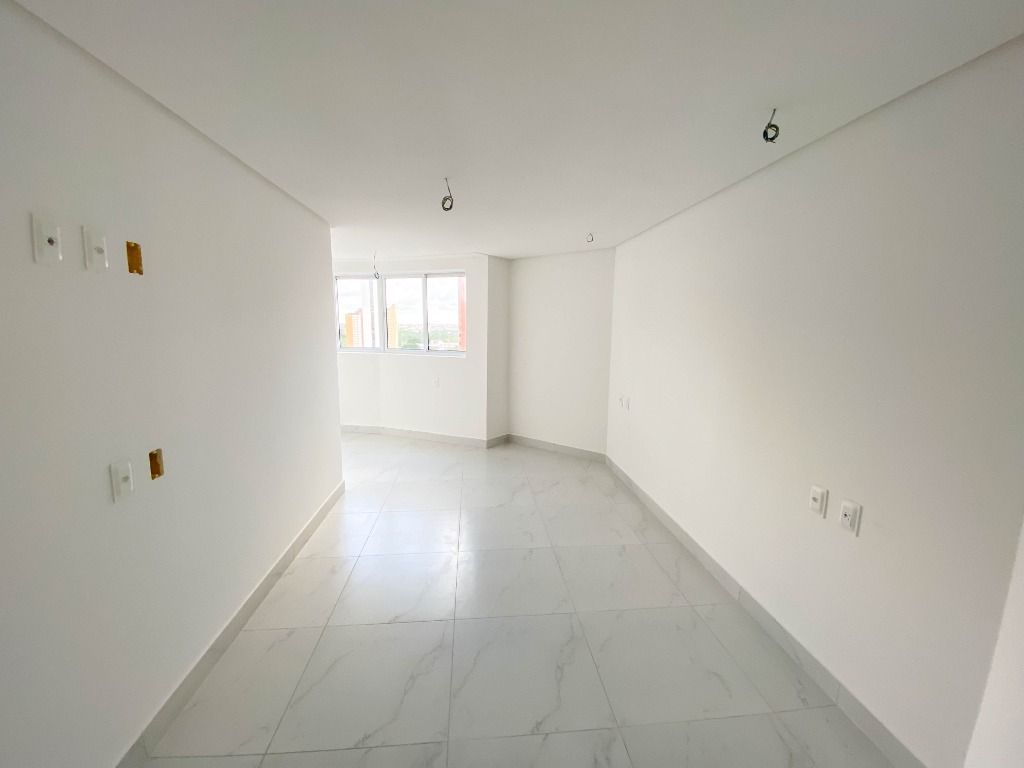 Apartamento à venda com 1 quarto, 49m² - Foto 22