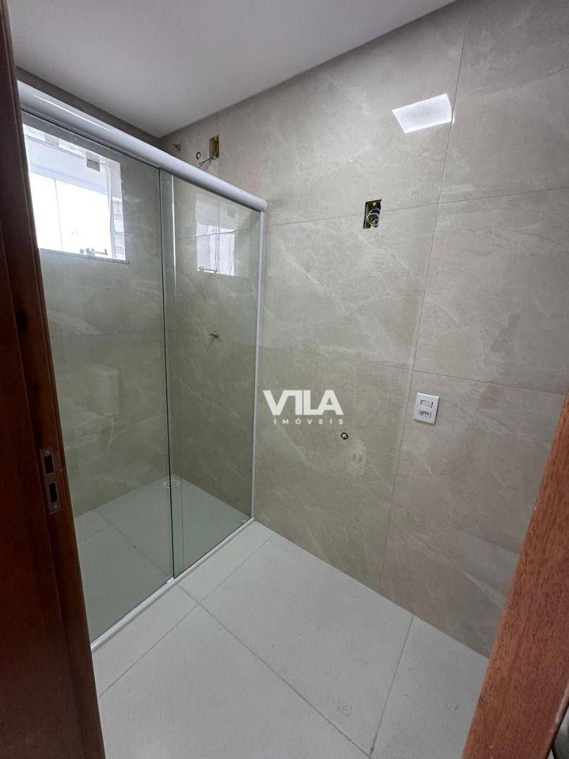 Casa à venda e aluguel com 4 quartos, 300m² - Foto 17