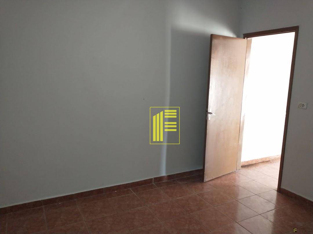 Casa para alugar com 1 quarto, 40m² - Foto 17