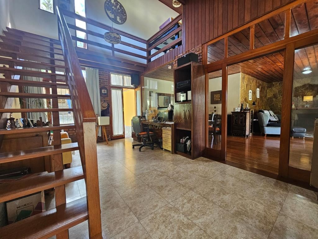 Casa à venda com 4 quartos, 200m² - Foto 11