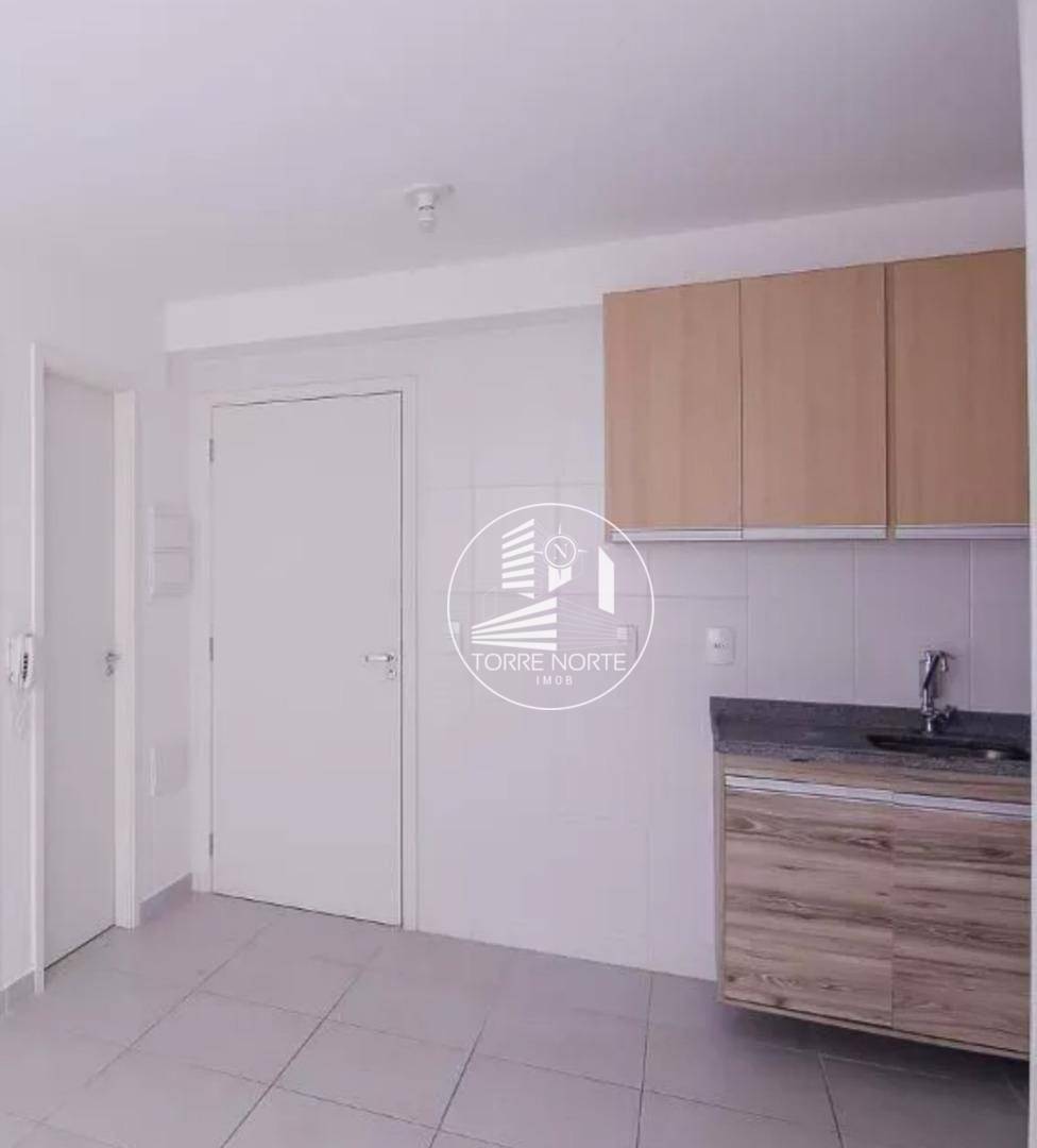 Apartamento à venda com 2 quartos, 35m² - Foto 7