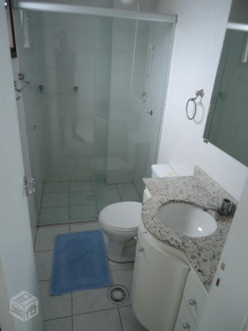 Apartamento à venda com 2 quartos, 75m² - Foto 2