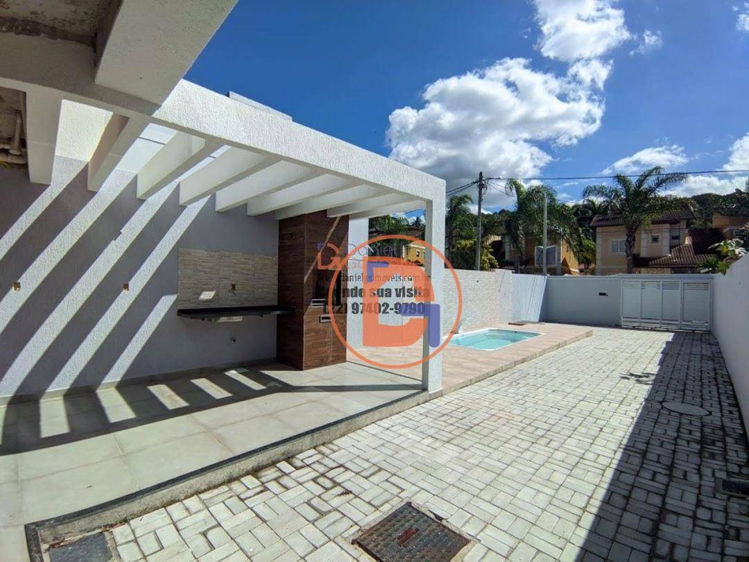 Casa à venda com 3 quartos, 270m² - Foto 1