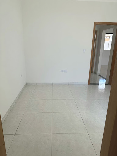 Casa à venda com 2 quartos, 69m² - Foto 3