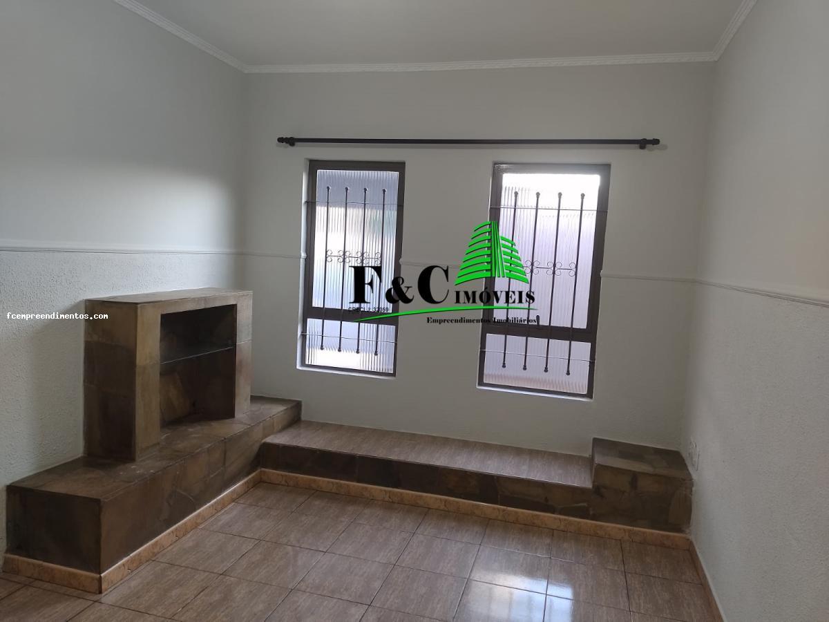 Sobrado à venda com 3 quartos, 158m² - Foto 1