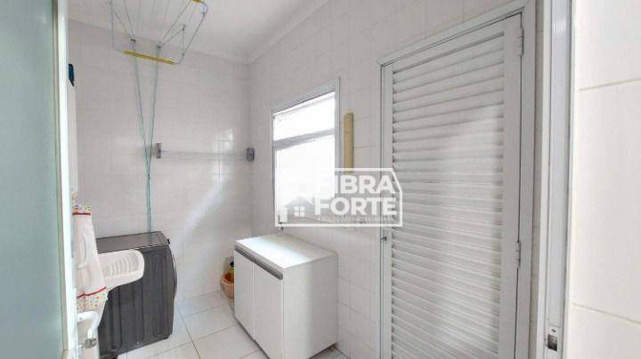 Casa de Condomínio à venda com 4 quartos, 235m² - Foto 10