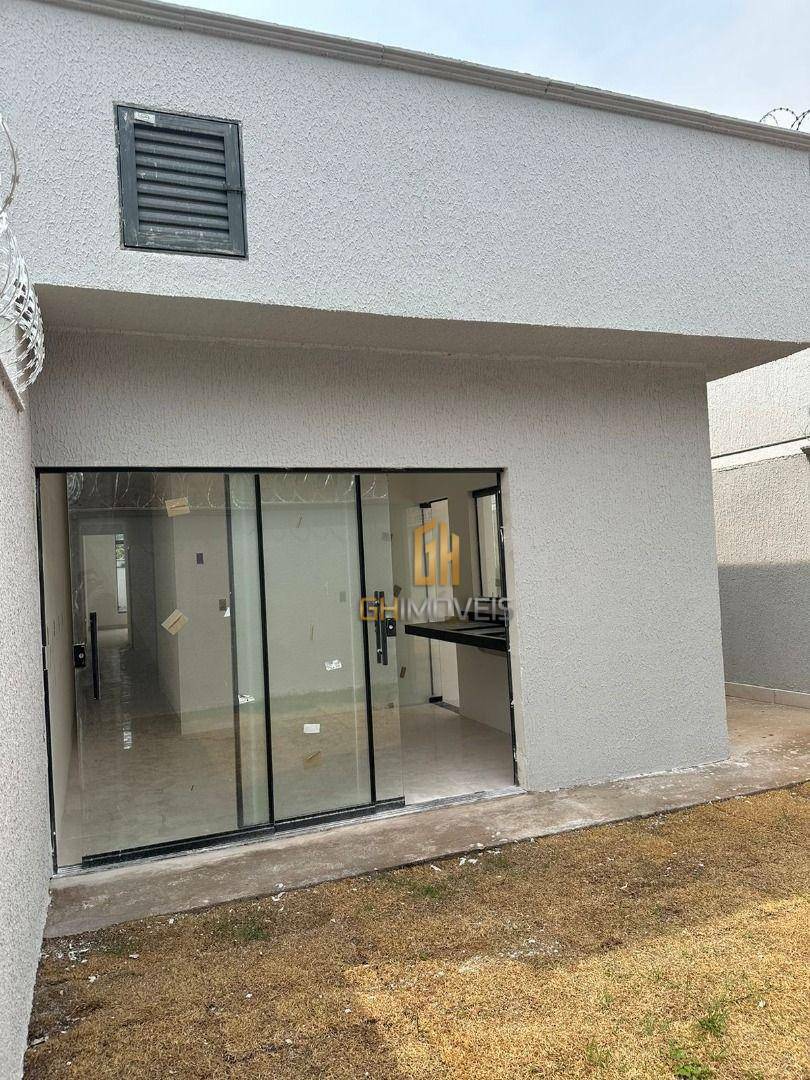 Casa à venda com 3 quartos, 110m² - Foto 9