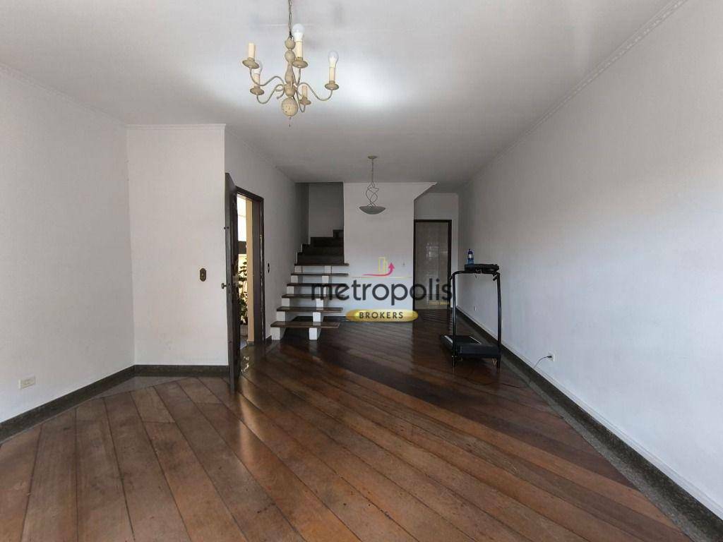 Sobrado para alugar com 3 quartos, 130m² - Foto 1