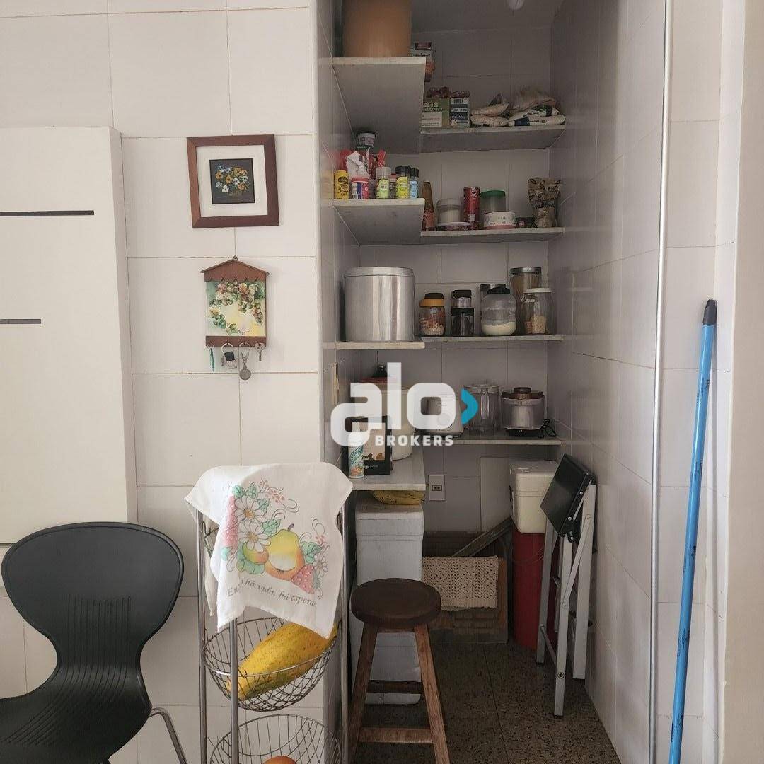 Apartamento à venda com 3 quartos, 163m² - Foto 11