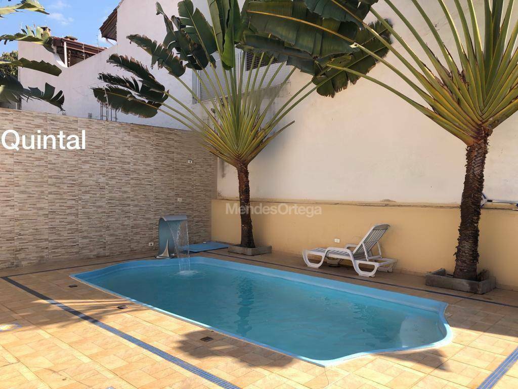 Casa à venda e aluguel com 3 quartos, 238m² - Foto 20