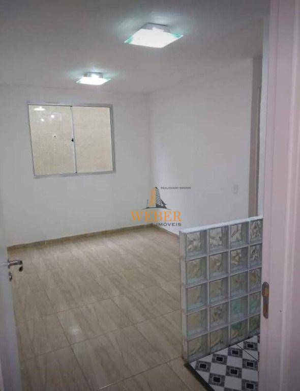 Apartamento à venda com 2 quartos, 45m² - Foto 2