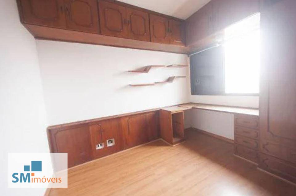 Apartamento à venda com 3 quartos, 117m² - Foto 7