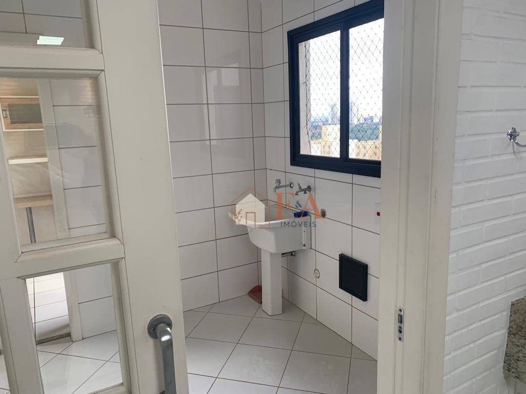 Apartamento à venda com 3 quartos, 169m² - Foto 26