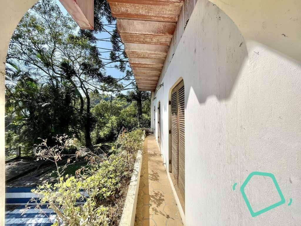 Casa à venda e aluguel com 4 quartos, 700m² - Foto 14