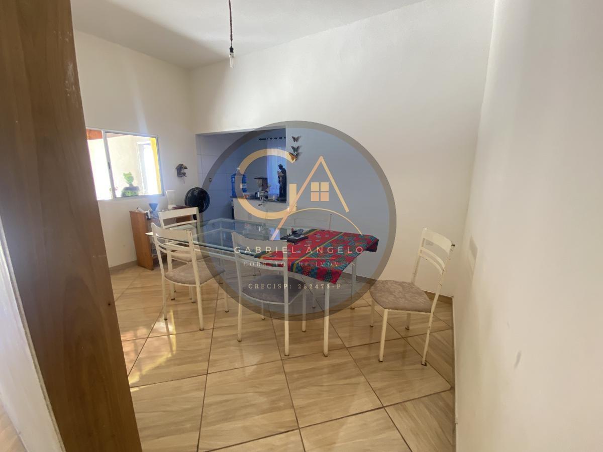 Casa à venda com 5 quartos, 270m² - Foto 4