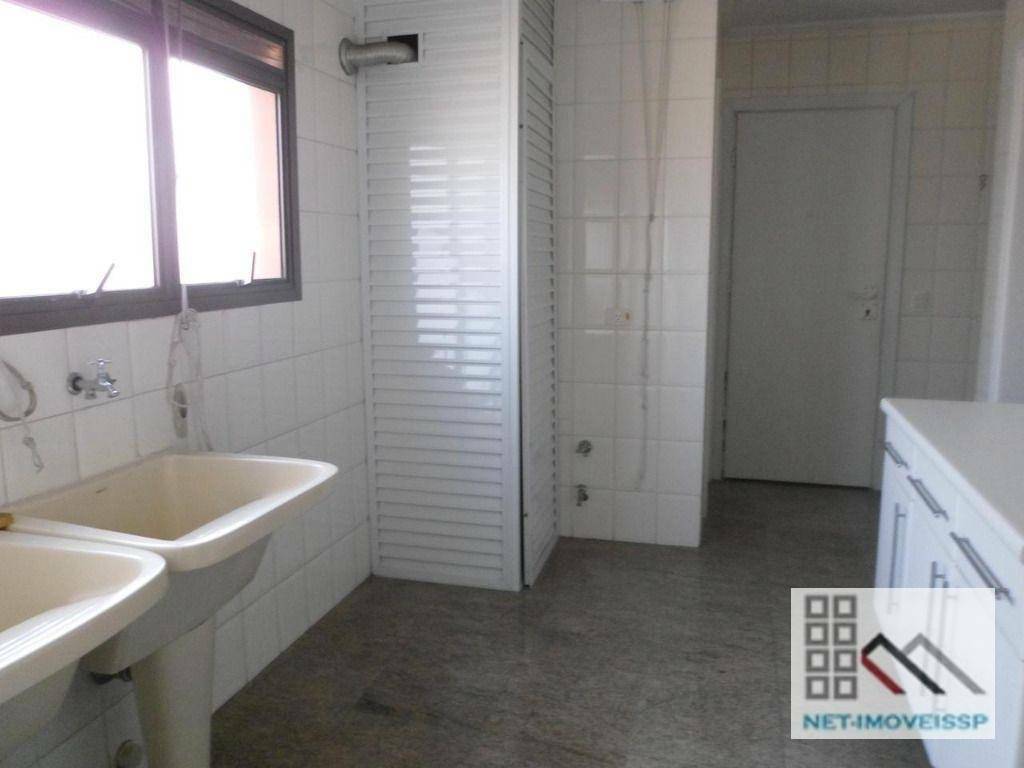 Apartamento à venda com 4 quartos, 224m² - Foto 9