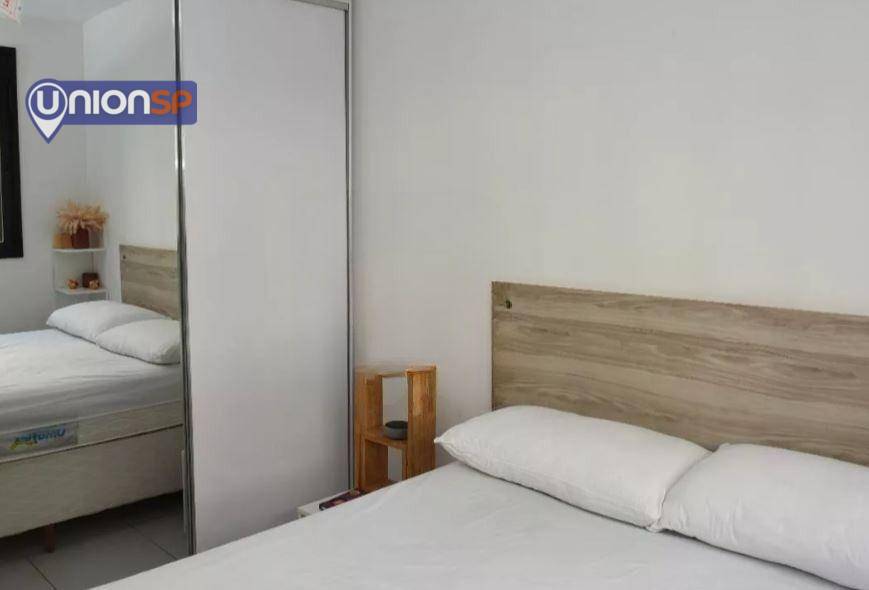 Apartamento à venda com 2 quartos, 39m² - Foto 4