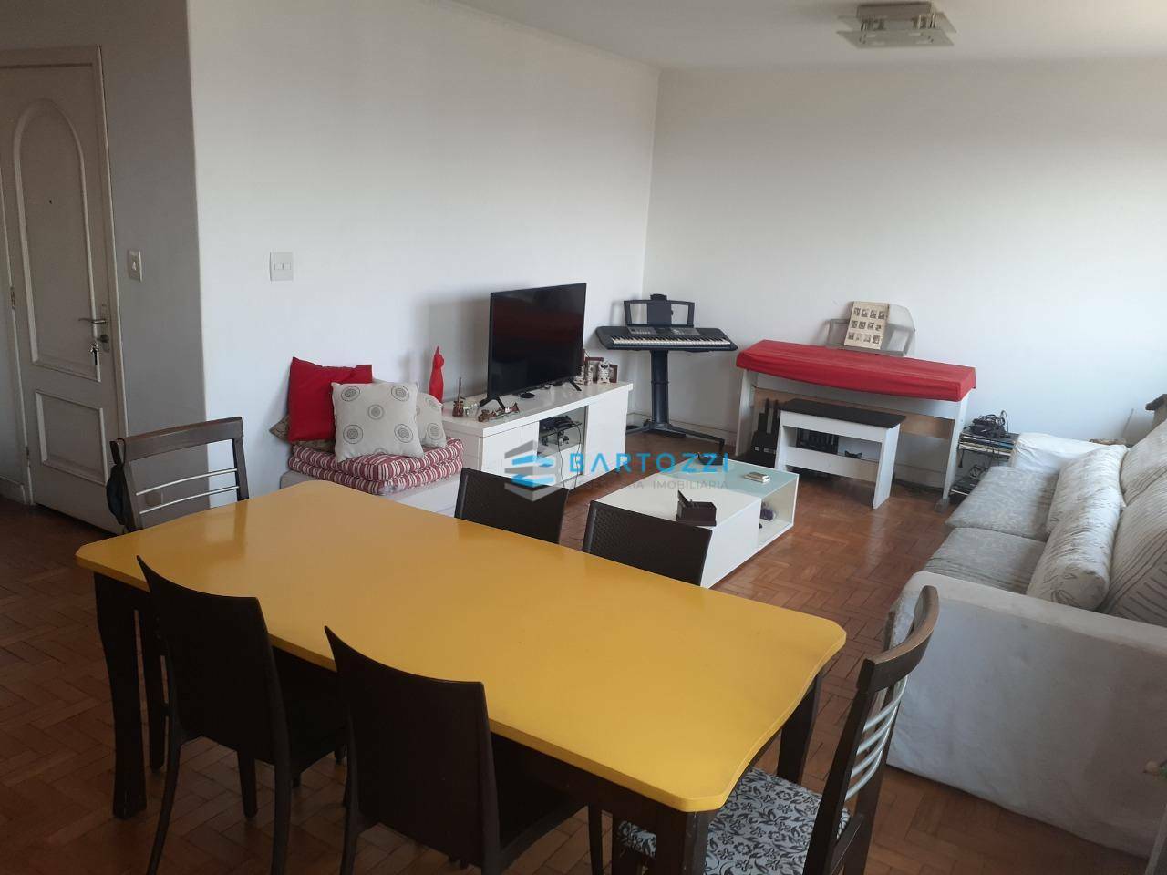 Apartamento à venda com 3 quartos, 210m² - Foto 3