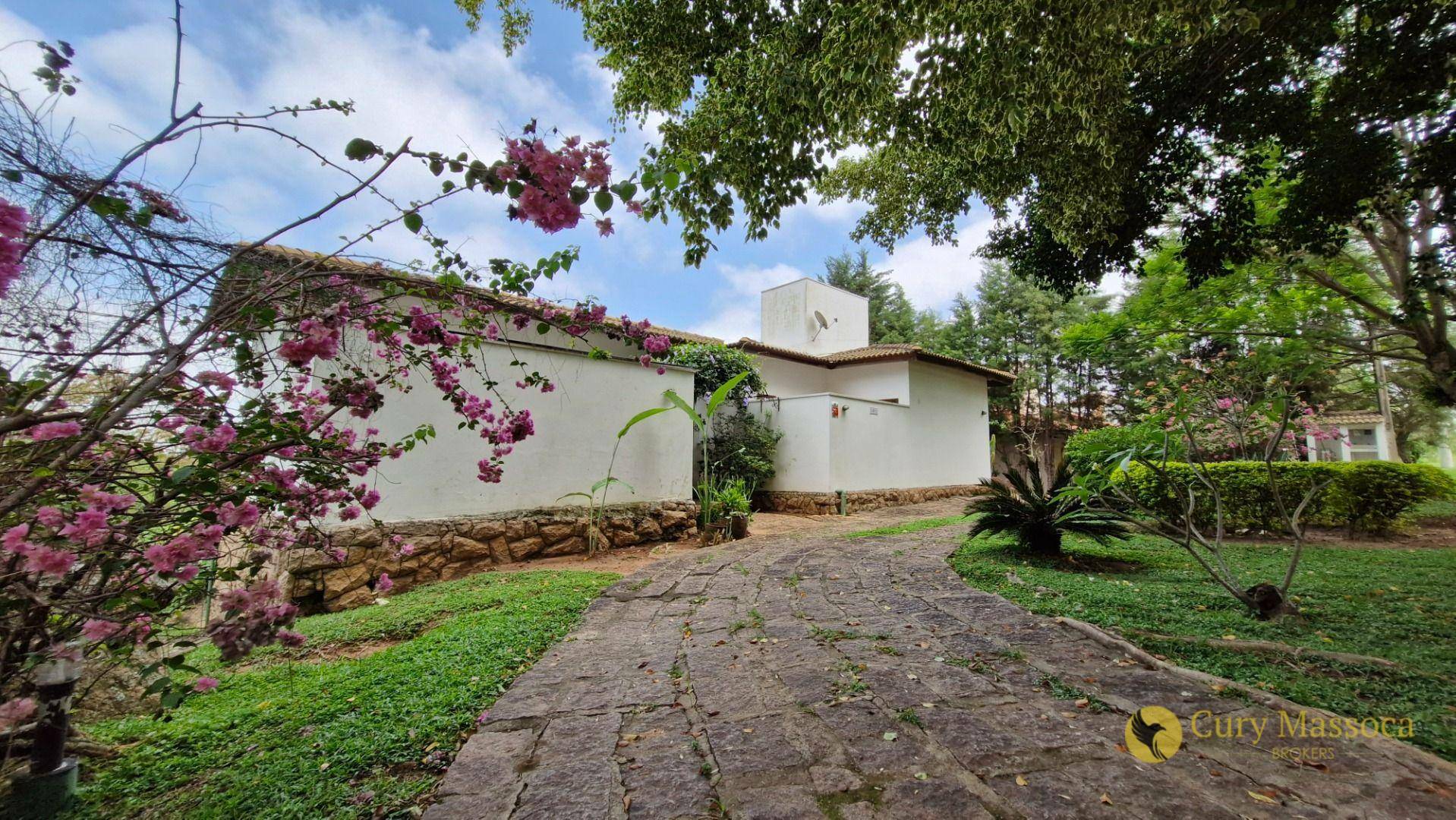 Casa de Condomínio à venda com 4 quartos, 446m² - Foto 2