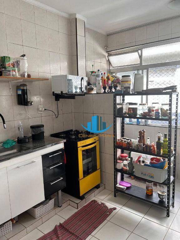 Apartamento à venda com 2 quartos, 72m² - Foto 13