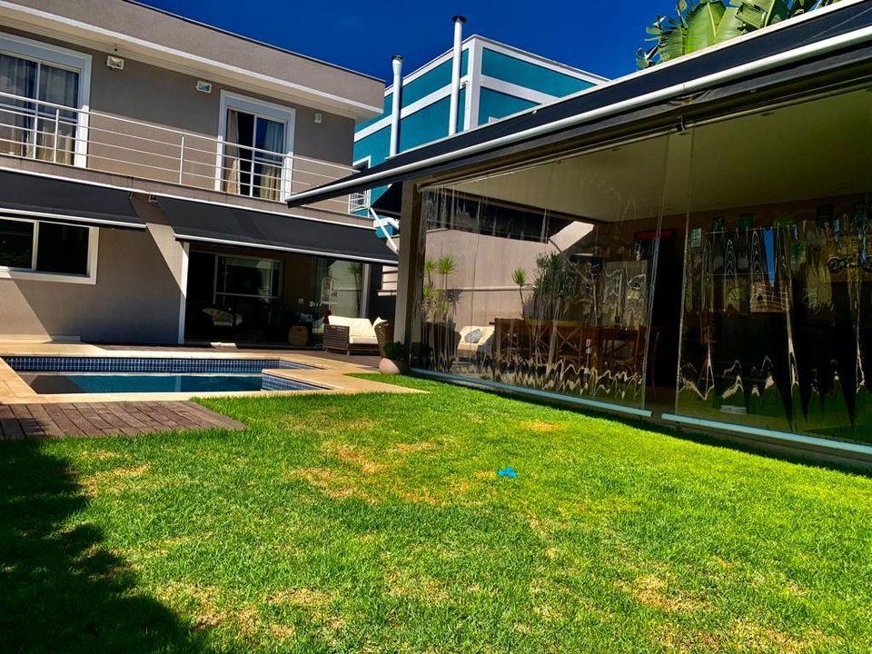 Casa de Condomínio à venda com 3 quartos, 300m² - Foto 9