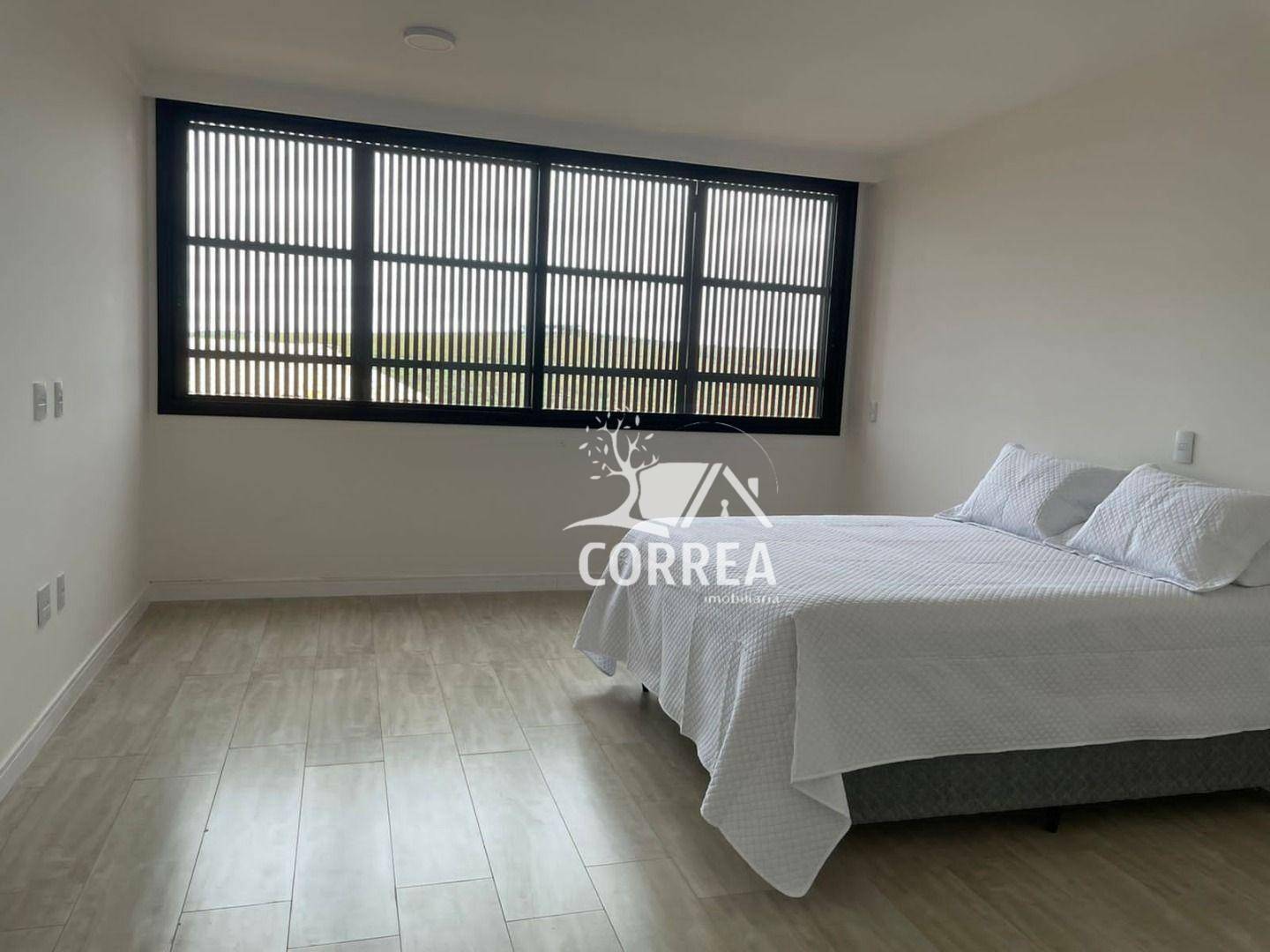 Casa à venda com 4 quartos, 311m² - Foto 14