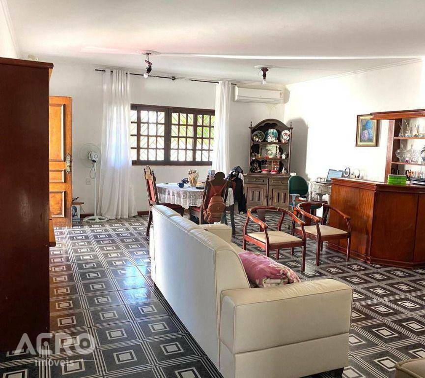 Casa à venda com 3 quartos, 185m² - Foto 5