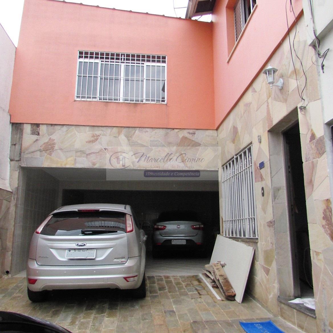 Casa à venda com 3 quartos, 220m² - Foto 1