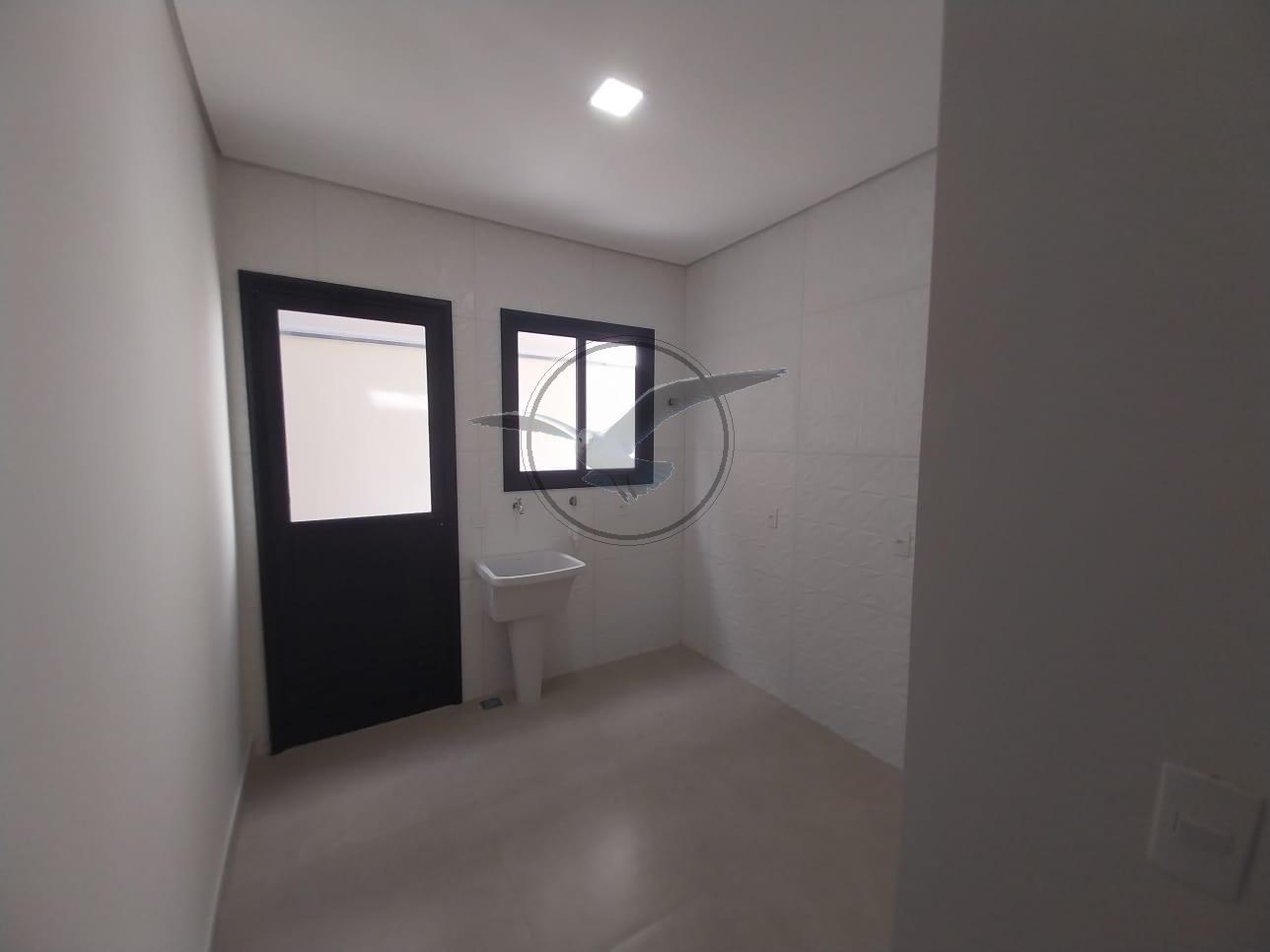 Casa de Condomínio para alugar com 4 quartos, 300m² - Foto 11