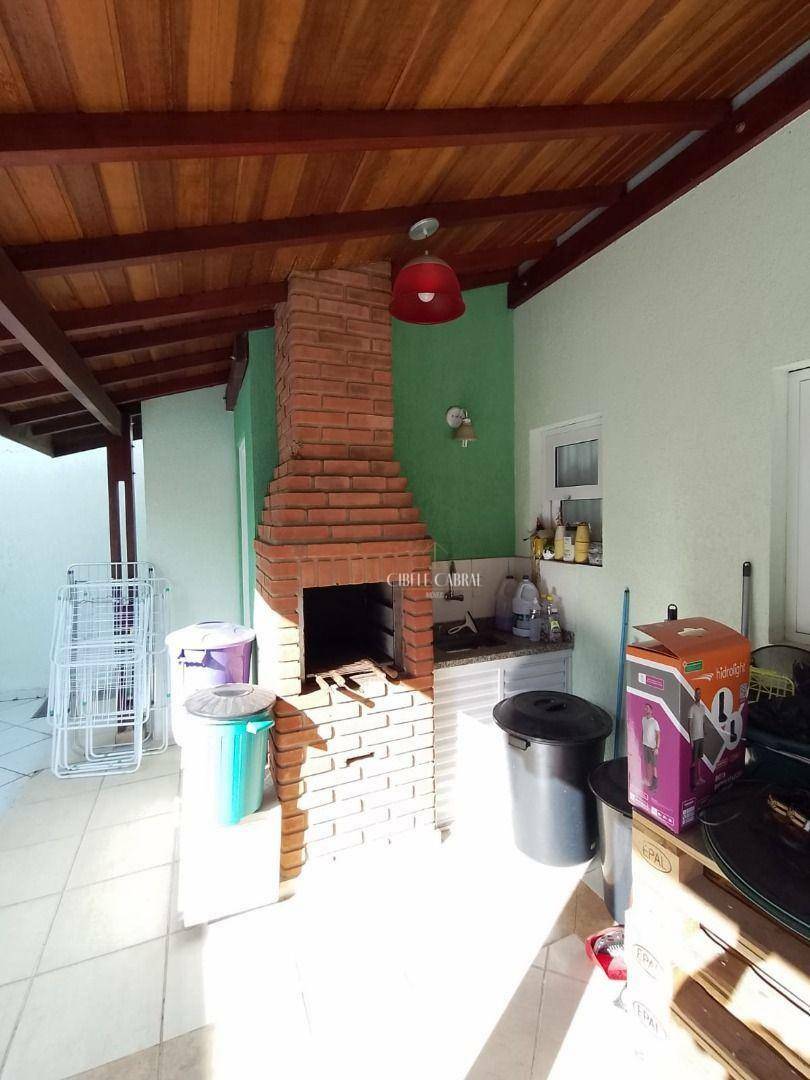 Casa de Condomínio à venda com 4 quartos, 264m² - Foto 34