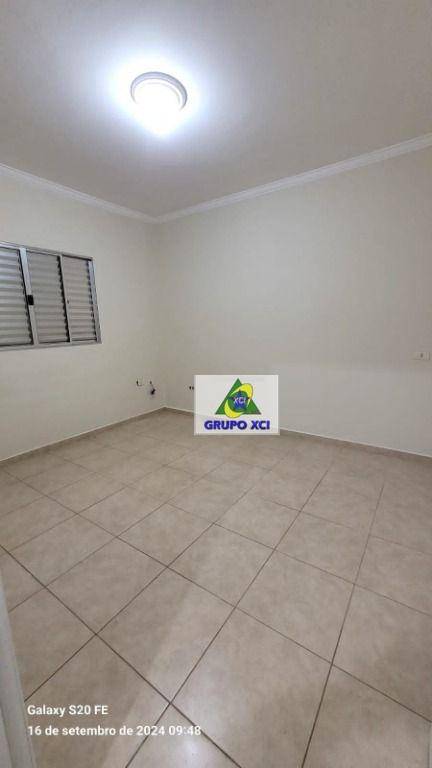 Casa à venda com 4 quartos, 120m² - Foto 7