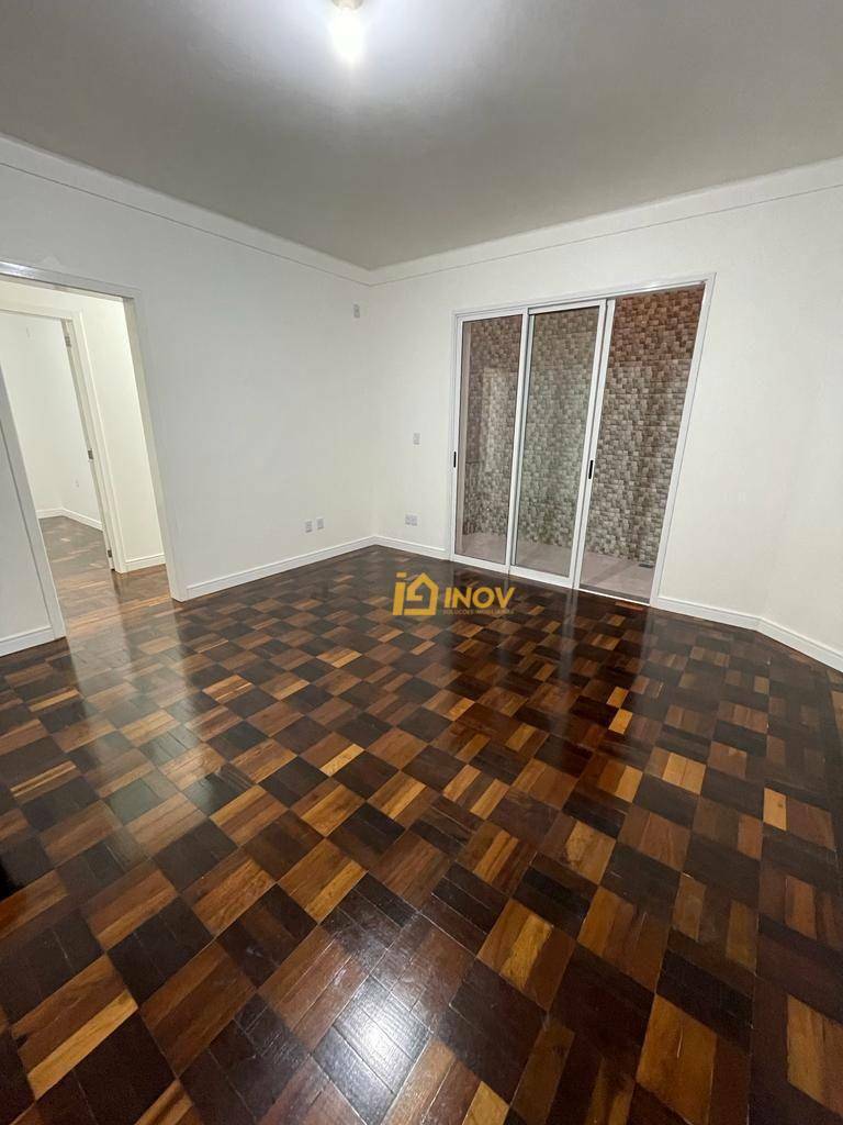 Apartamento à venda com 3 quartos, 120m² - Foto 19