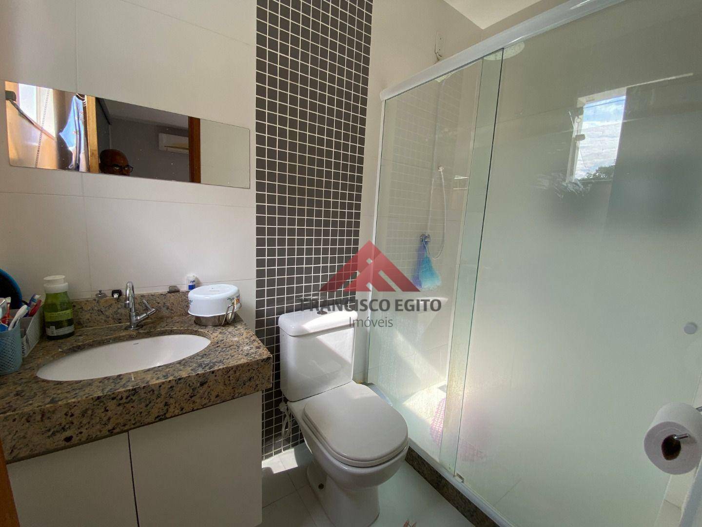 Casa à venda com 2 quartos, 190m² - Foto 18