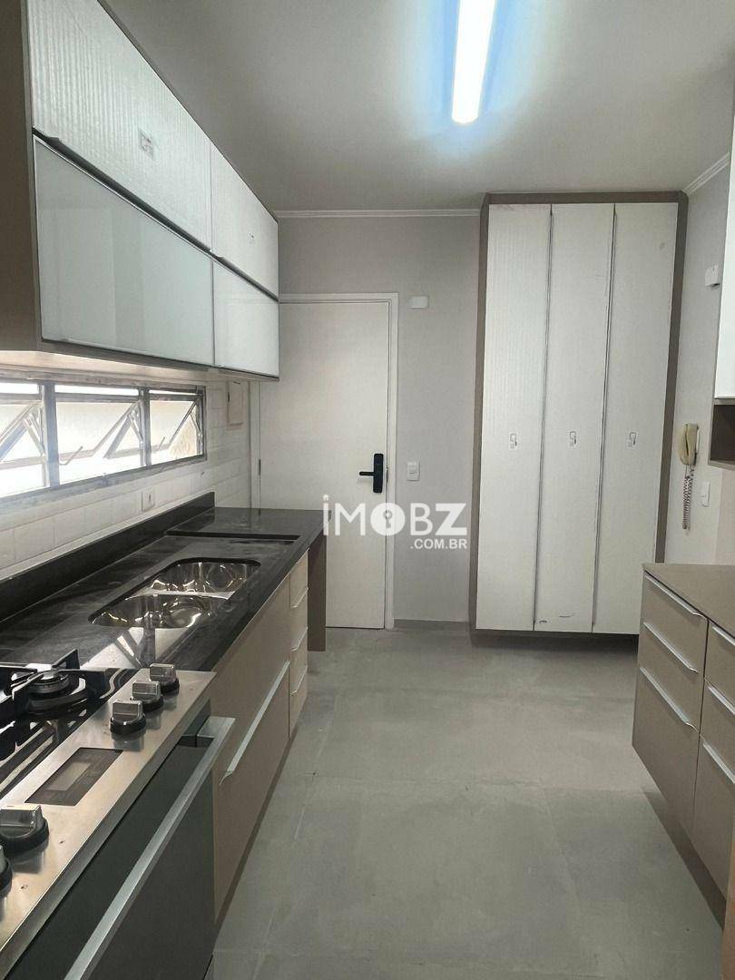 Apartamento à venda com 3 quartos, 125m² - Foto 8