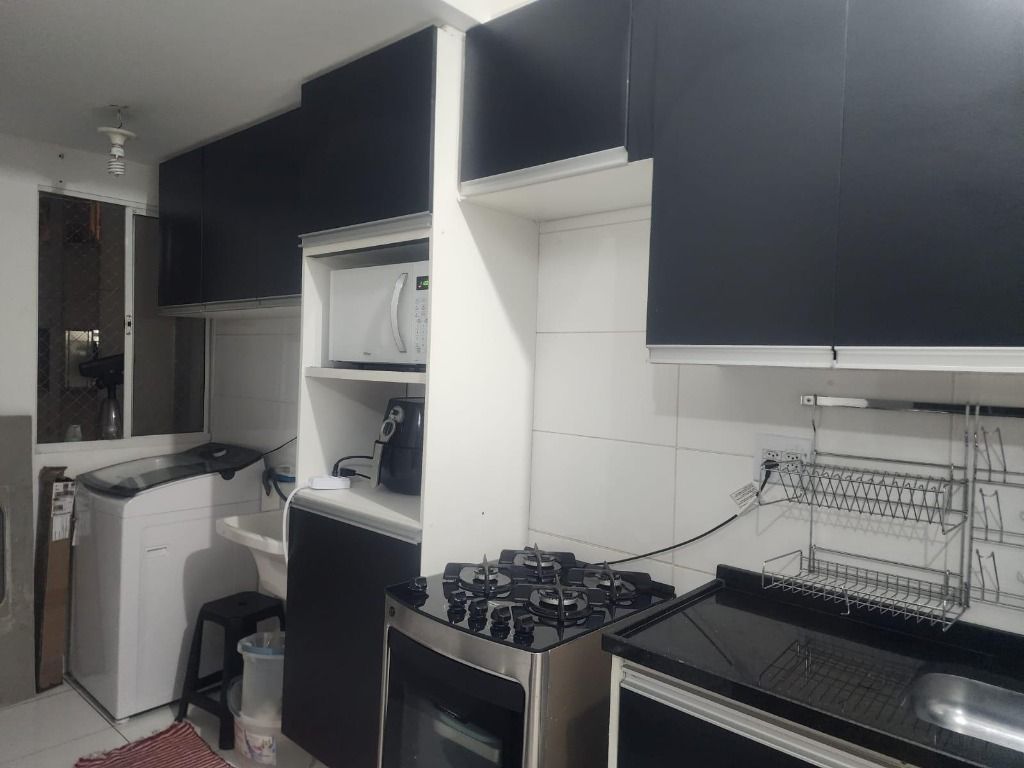 Apartamento à venda com 2 quartos, 70m² - Foto 1