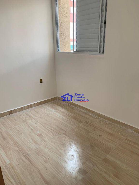 Apartamento à venda com 2 quartos, 46m² - Foto 3