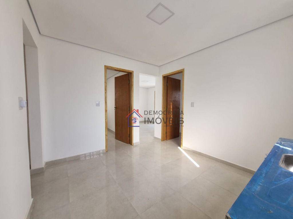 Casa à venda com 3 quartos, 62m² - Foto 7